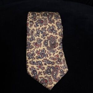 Oscar de la Renta Red and Blue Paisley Tie